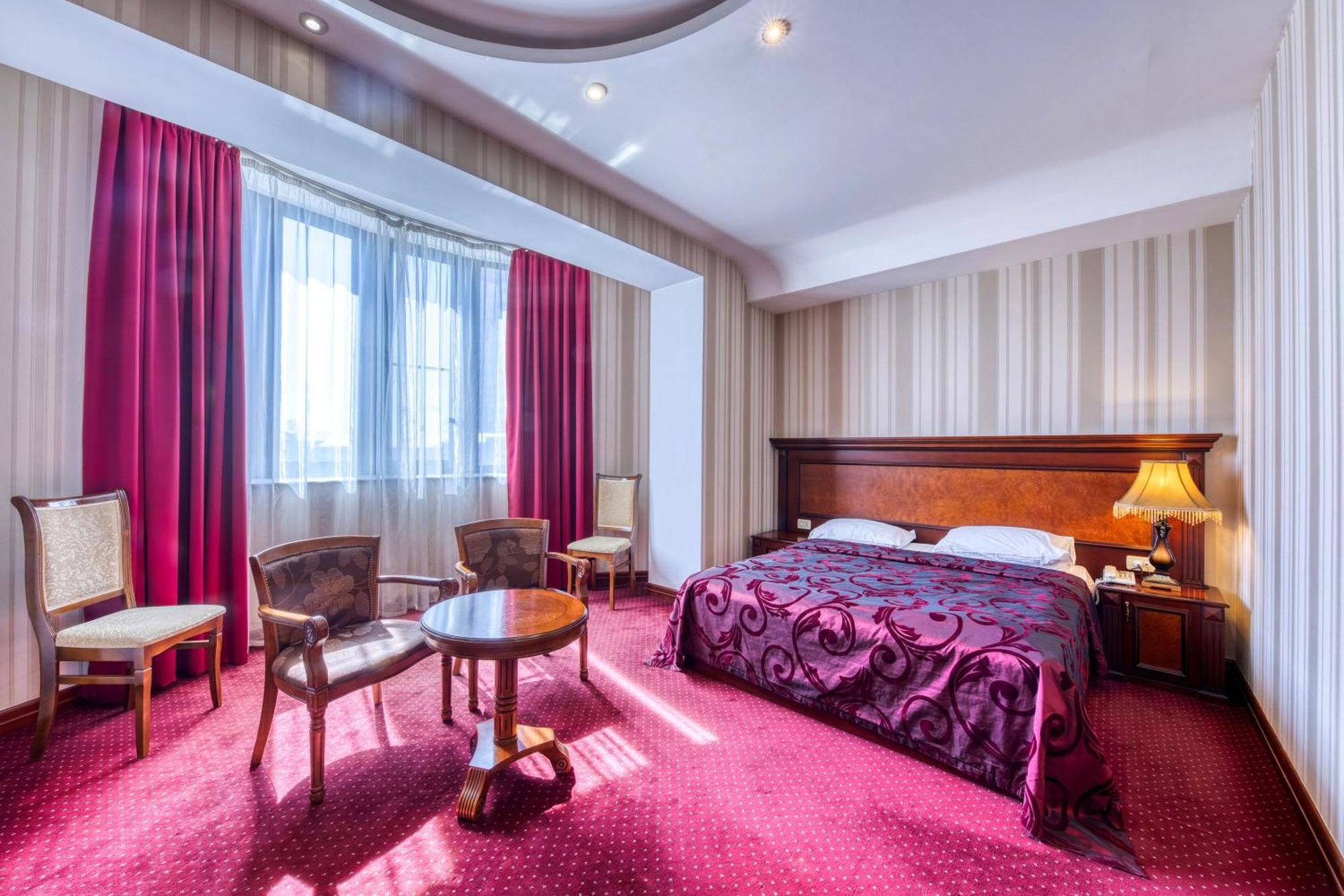 Spa Hotel Grace Forum Yerevan Bilik gambar